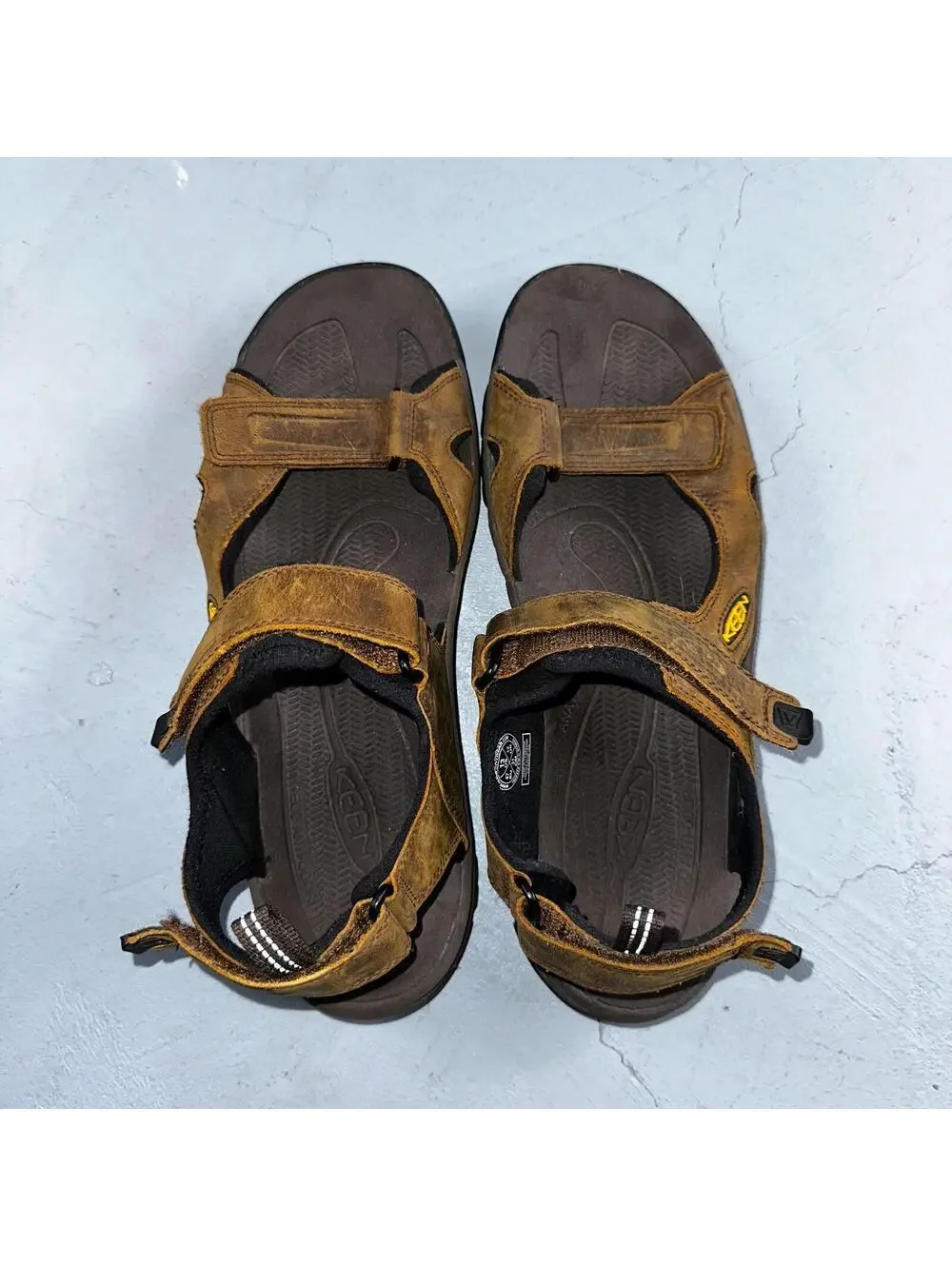 Keen US Mens Size 13 M Targhee III Open Toe Adjustable Waterproof Sandal Brown